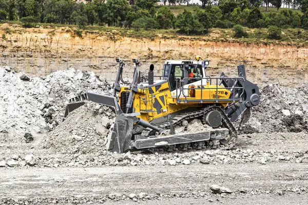 dozer hire perth Liebherr PR776